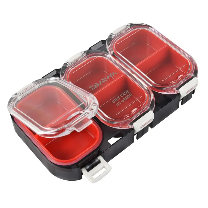 Nowy Pudełko wędkarskie wodoodporne 6-komorowe Daiwa 11x6.5x1.8cm